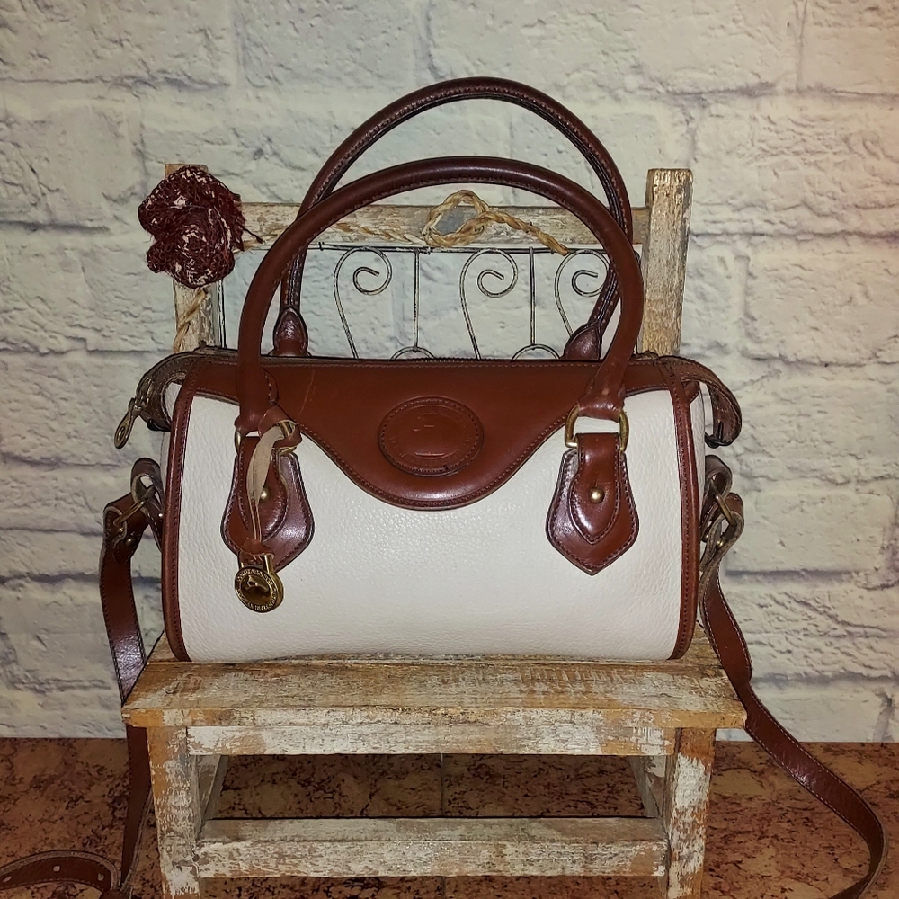 Vintage Dooney & Bourke Beige & Brown Pebbled Leather Satchel Shoulder Handbag